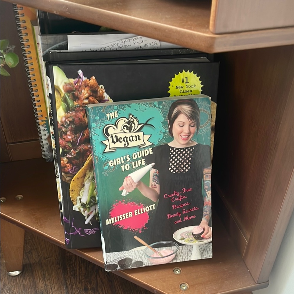 The Vegan Girl's Guide to Life by Melisser Elliott